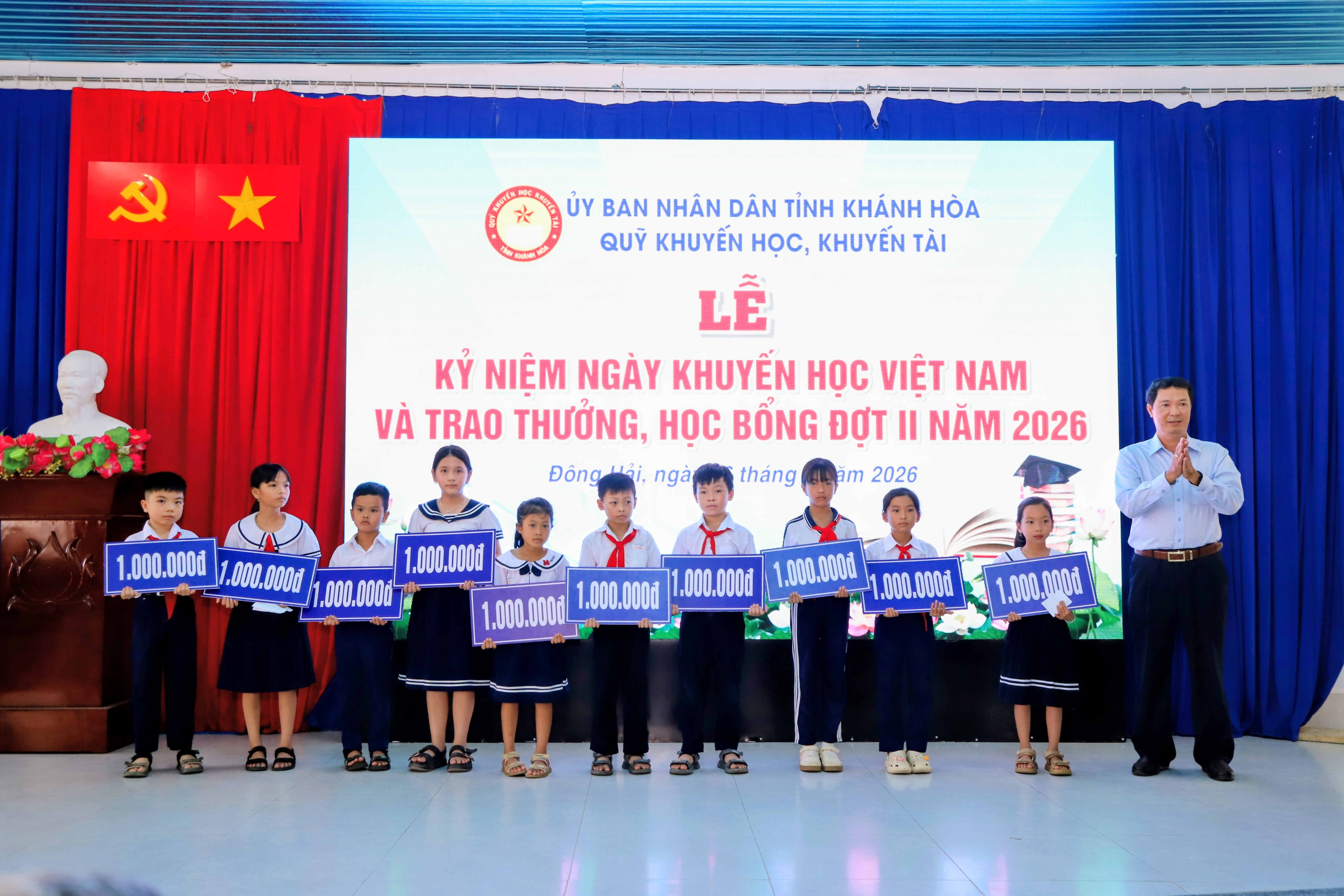 KHÁNH HÒA: TỔ CHỨC LỄ KỶ NIỆM NGÀY KHUYẾN HỌC VIỆT NAM, TRAO HỌC BỔNG VÀ PHÁT ĐỘNG TUẦN LỄ HƯỞNG ỨNG HỌC TẬP SUỐT ĐỜI NĂM 2026